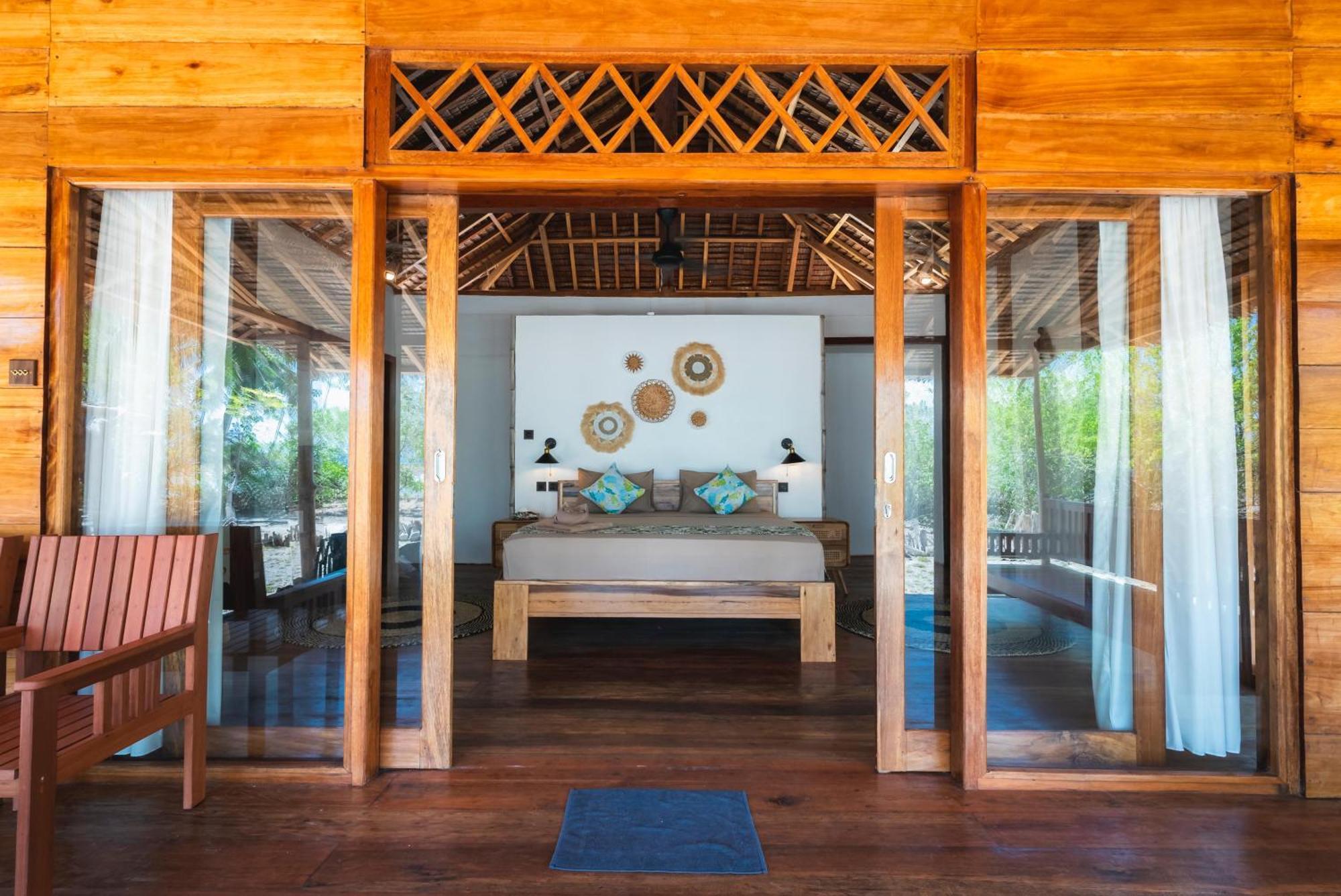 Reconnect - Private Island Resort & Dive Center Togean - Buka Buka Island Ampana Eksteriør bilde