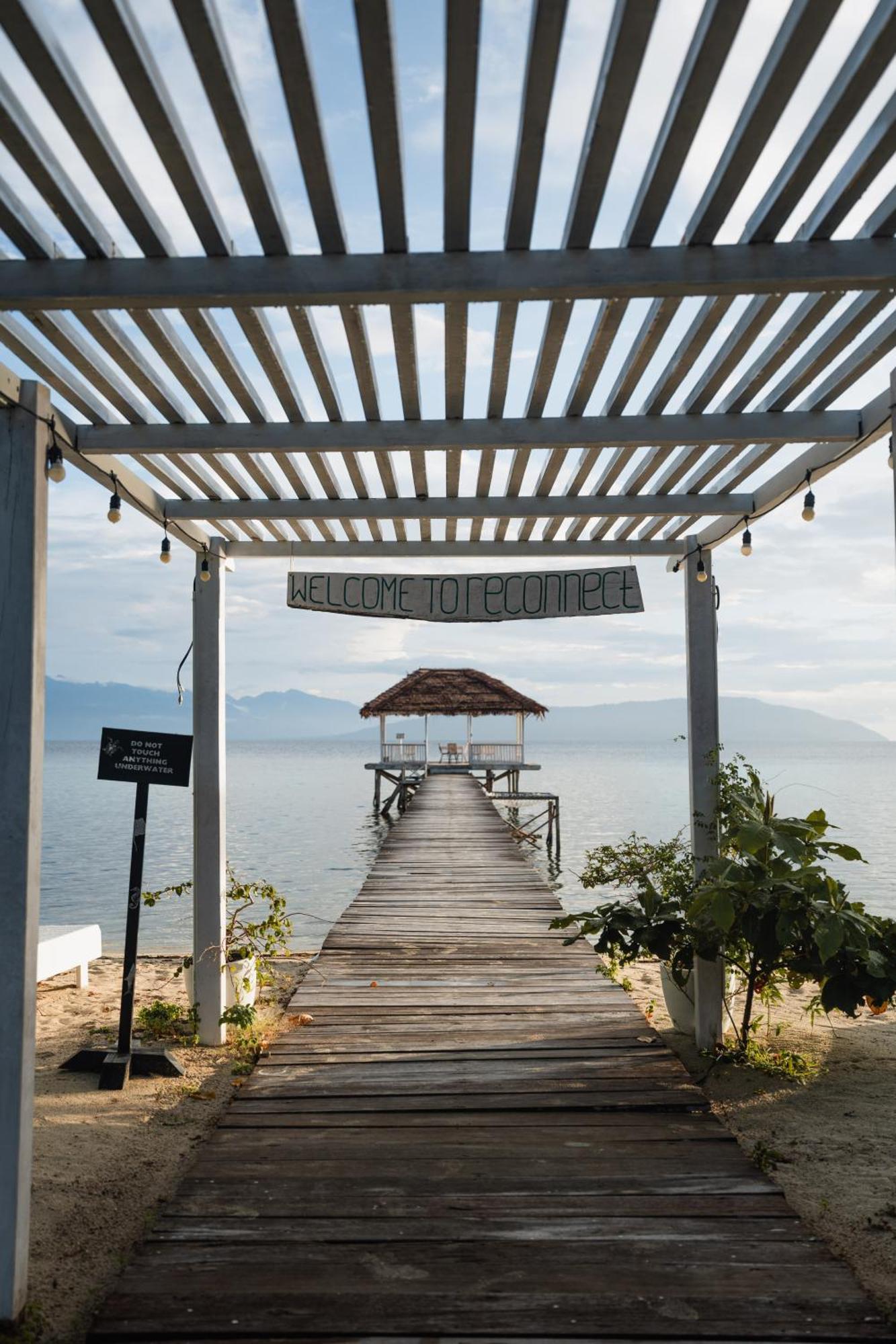 Reconnect - Private Island Resort & Dive Center Togean - Buka Buka Island Ampana Eksteriør bilde