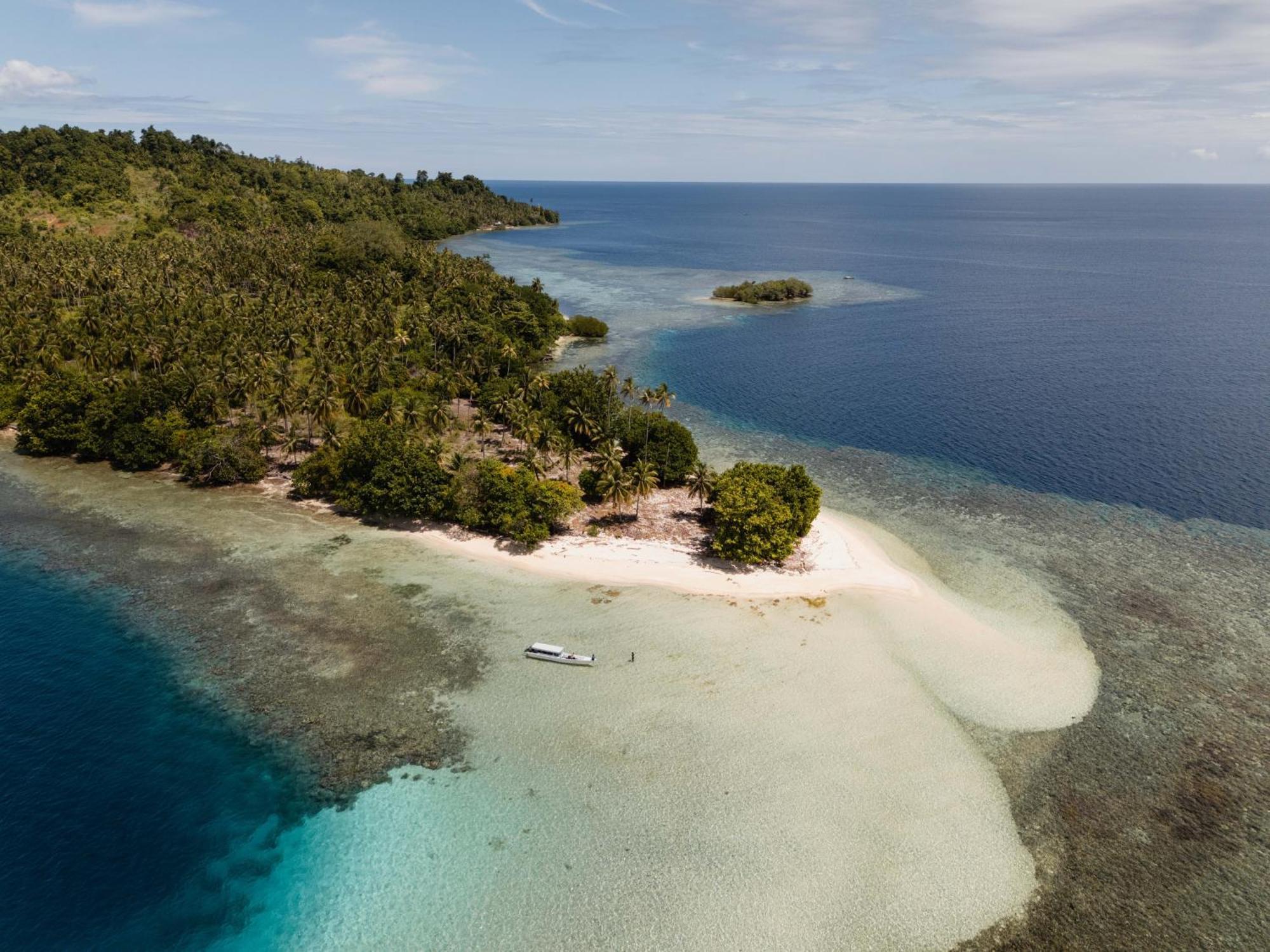 Reconnect - Private Island Resort & Dive Center Togean - Buka Buka Island Ampana Eksteriør bilde